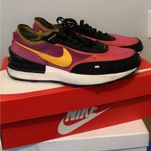 Nike Waffle One Active Fuchsia